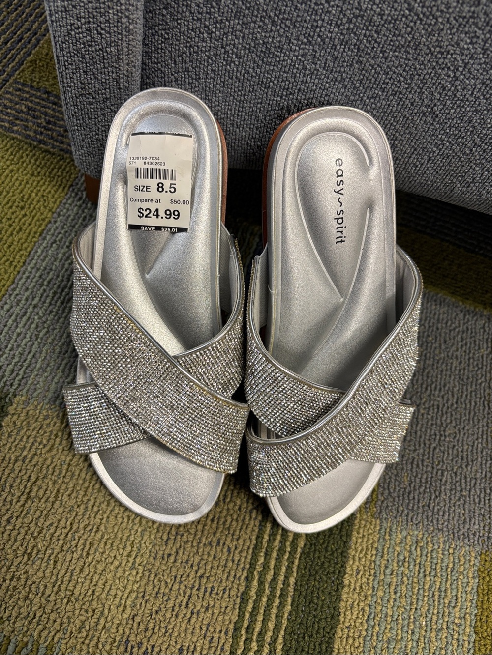NWT Easy Spirit SEJUDYs Glittering Silver Slip On Sandals Criss Cross Straps 8.5 - Picture 8 of 16